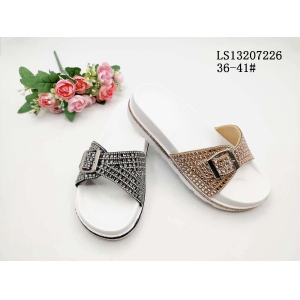 LADY'S FASHION SLIPPERS AND SANDALS