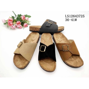 LADY'S FASHION SLIPPERS AND SANDALS