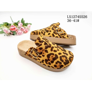 LADY'S FASHION SLIPPERS AND SANDALS