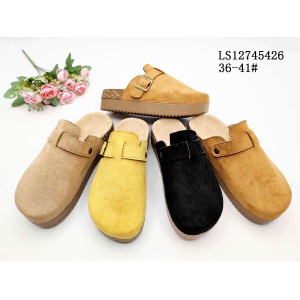 LADY'S FASHION SLIPPERS AND SANDALS