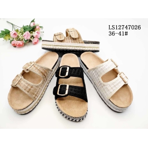 LADY'S FASHION SLIPPERS AND SANDALS
