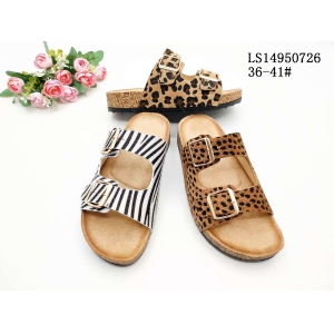 LADY'S FASHION SLIPPERS AND SANDALS
