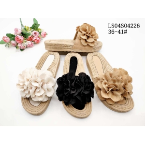 LADY'S FASHION SLIPPERS AND SANDALS