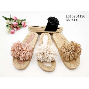 LADY'S FASHION SLIPPERS AND SANDALS