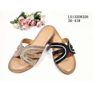 LADY'S FASHION SLIPPERS AND SANDALS