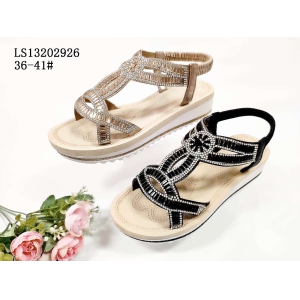LADY'S FASHION SLIPPERS AND SANDALS