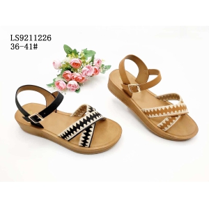 LADY'S FASHION SLIPPERS AND SANDALS