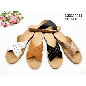 LADY'S FASHION SLIPPERS AND SANDALS