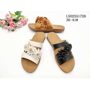 LADY'S FASHION SLIPPERS AND SANDALS
