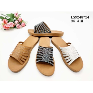 LADY'S FASHION SLIPPERS AND SANDALS