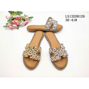LADY'S FASHION SLIPPERS AND SANDALS
