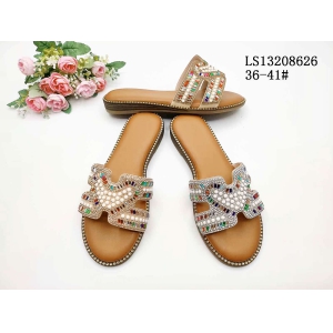 LADY'S FASHION SLIPPERS AND SANDALS