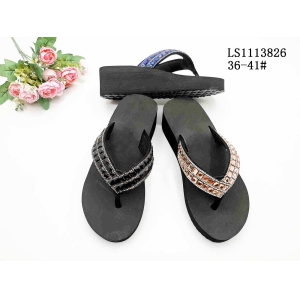 LADY'S FASHION SLIPPERS AND SANDALS